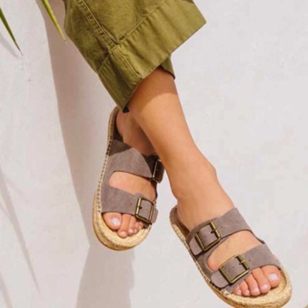 SOLUDOS Elba Sandal BRAND NEW